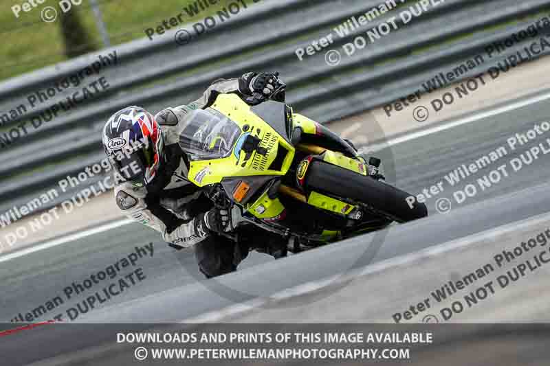 cadwell no limits trackday;cadwell park;cadwell park photographs;cadwell trackday photographs;enduro digital images;event digital images;eventdigitalimages;navarra;no limits trackdays;peter wileman photography;racing digital images;trackday digital images;trackday photos